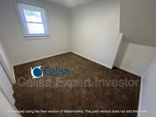 Photo - 3406 McCormick Ave