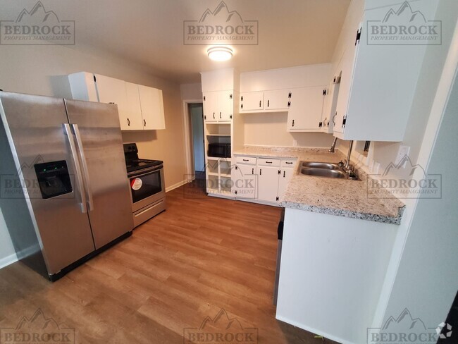 Building Photo - 2800 Cave Ave NW Rental
