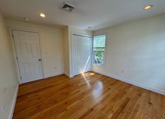 Photo - 10 Cheever Ct Unit 2