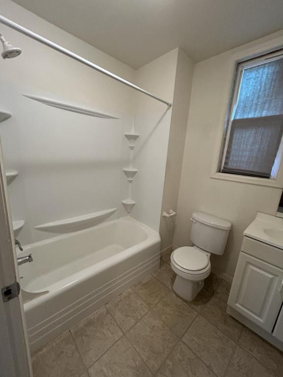 Photo - 129 W 2nd St