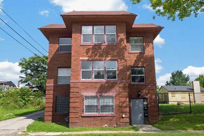 1104-1106-1106 Oakwood Ave Unidad 1094