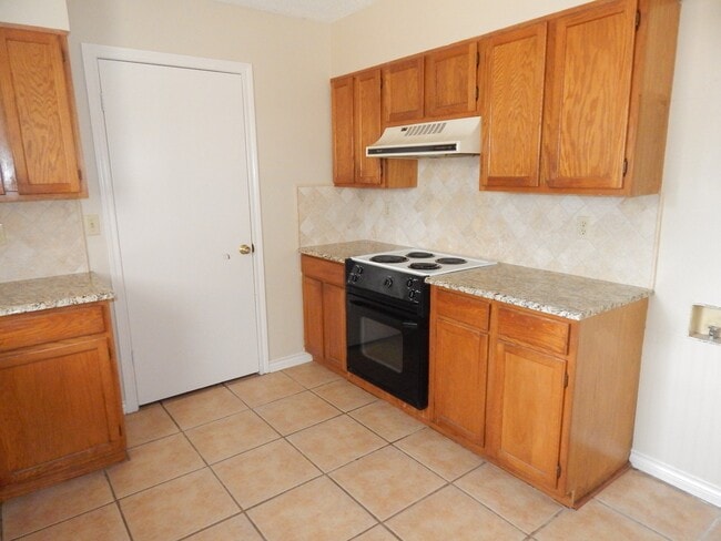 Photo - 808 Corey Dr