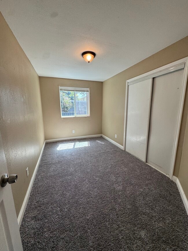 Photo - 611 Sheridan St Unit A,  A