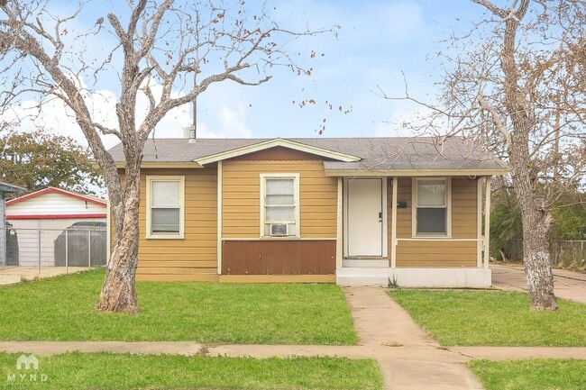 Building Photo - 4925 Merrimac St