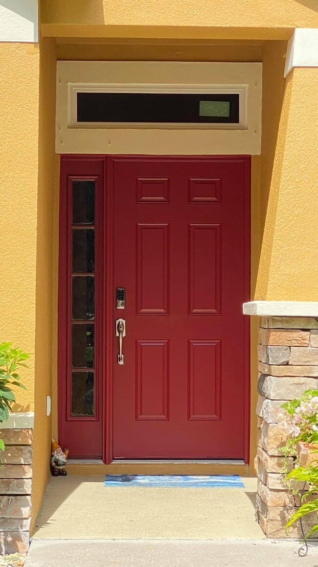 Photo - 412 Waterside Cir