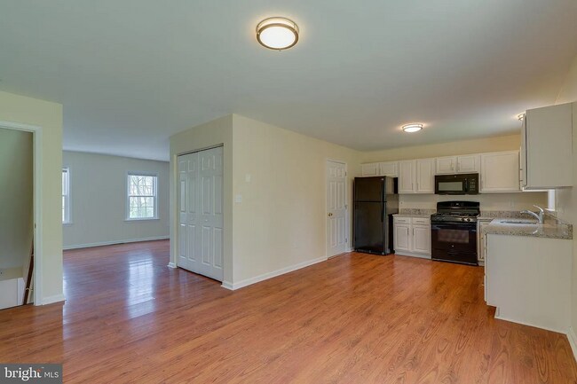 Photo - 25 Tupelo St