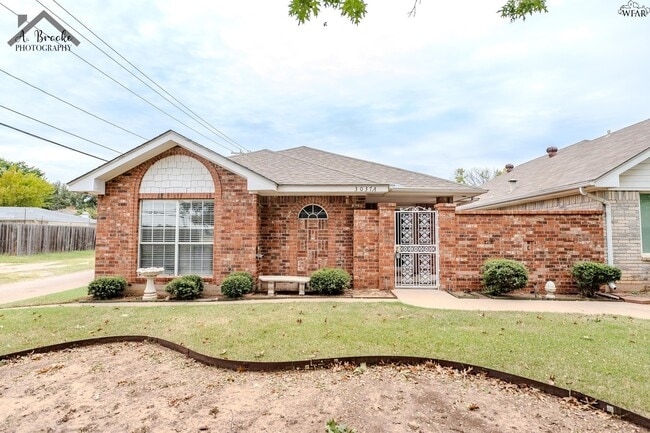 Photo - 3037 Cunningham Dr