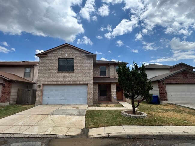 Spacious 3-Bedroom Home in Prime Location ... - Spacious 3-Bedroom Home in Prime Location ...