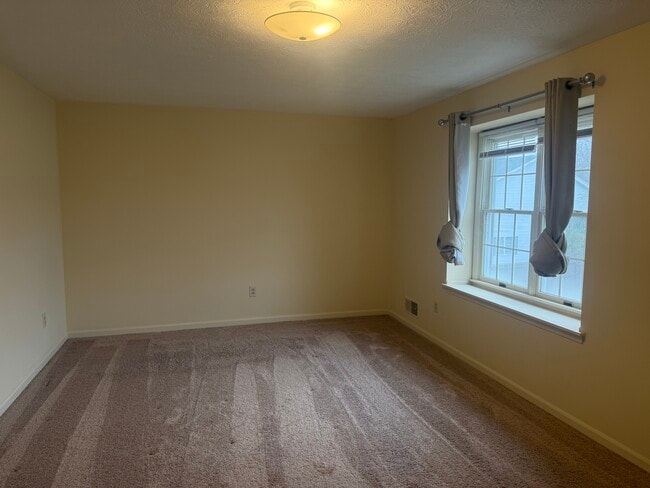 Photo - 55 Frenchwoods Cir