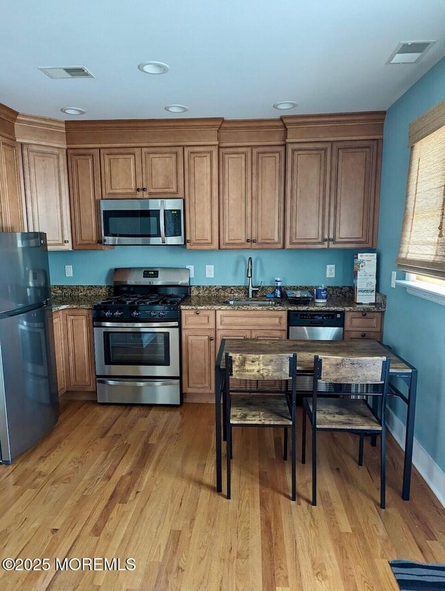 Photo - 1 Beach Way Unit 1A