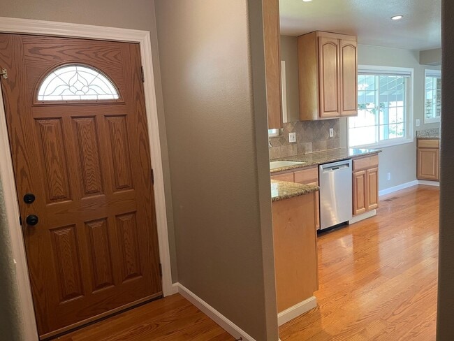 1570 Camille Ct