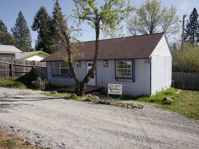 Building Photo - 41 Veterans Ln