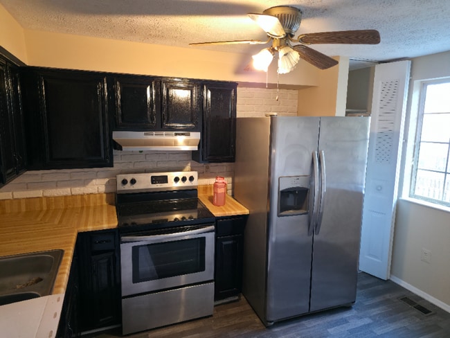 Photo - 1771 Hillmeade Square