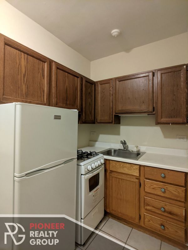 511 W Melrose St Unit 311
