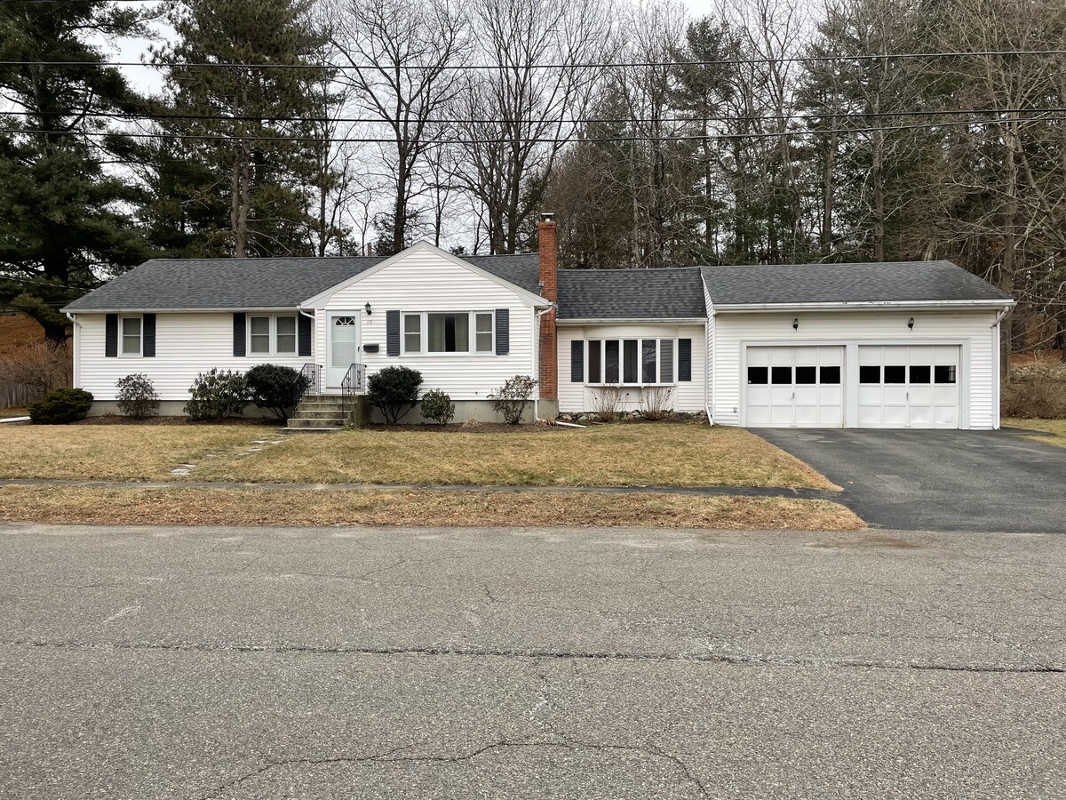 Single Family Ranch West Peabody - 10 Squanto Rd House