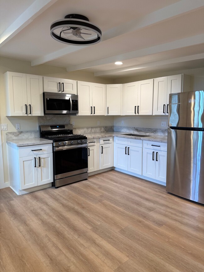 Photo - 79-7260-7260 St Paul Rd