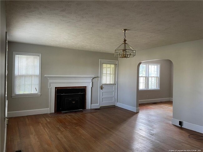 Photo - 109 N Magnolia St