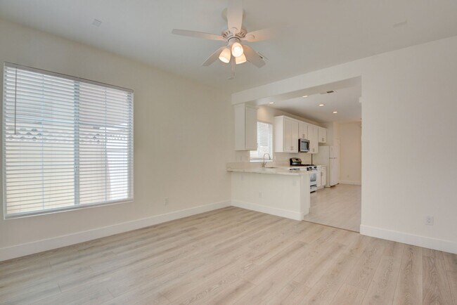 Photo - 2 Story 2 Bedroom Gated Community Amazing Location