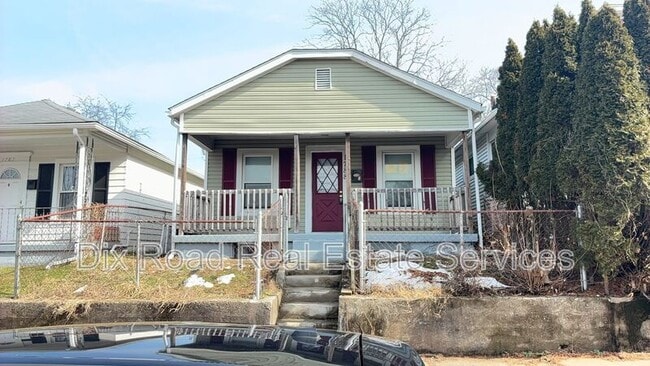 Building Photo - 1788 See Ave