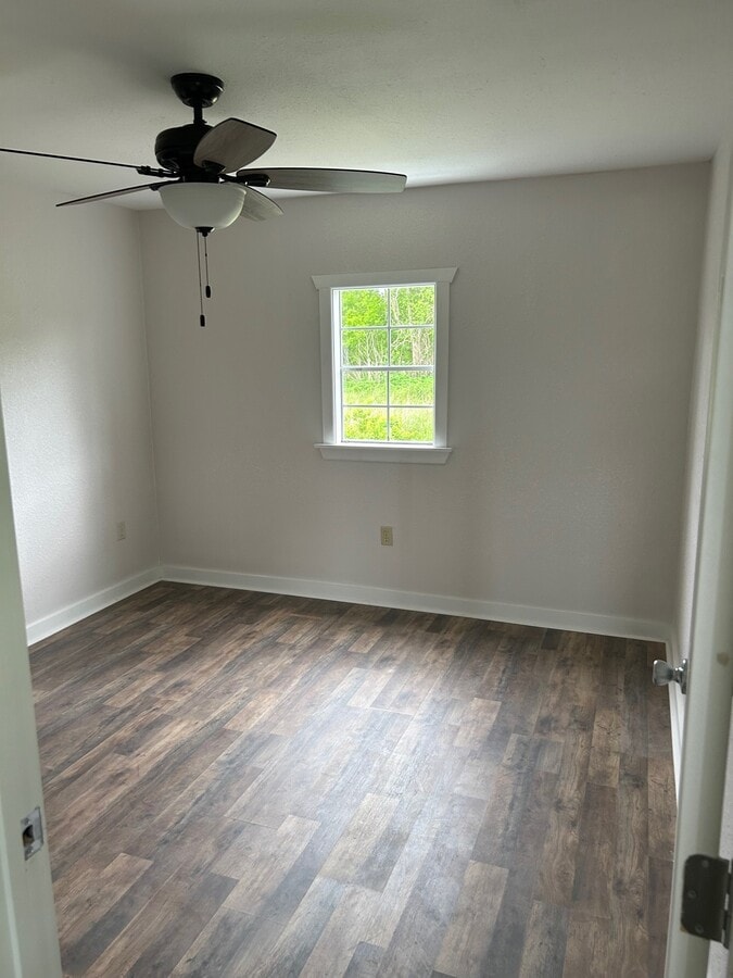 Photo - 619 County Rd 6053