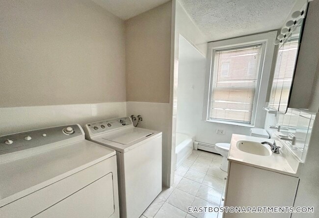 Photo - 165 Gove St Unit 3