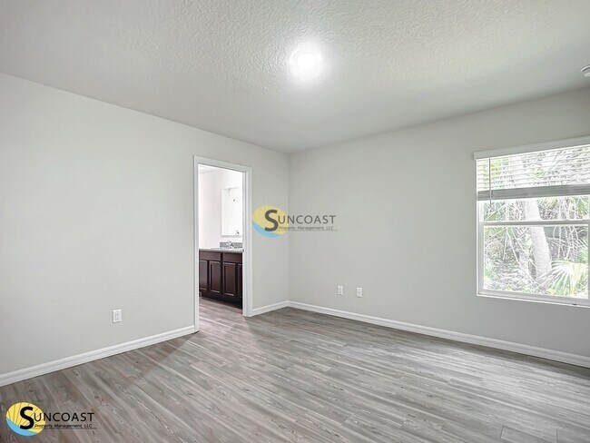 Photo - 20 Wood Amber Ln Unidad A