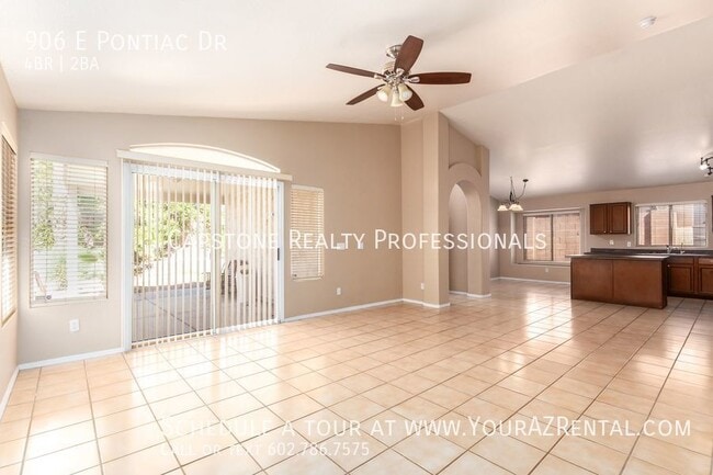 Building Photo - 906 E Pontiac Dr Rental