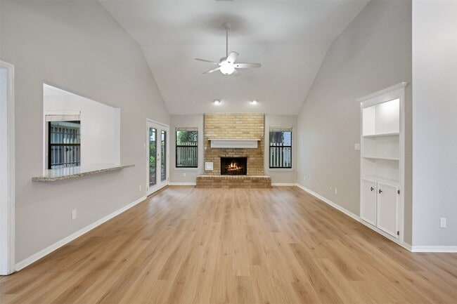 Building Photo - 36 N Autumnwood Way