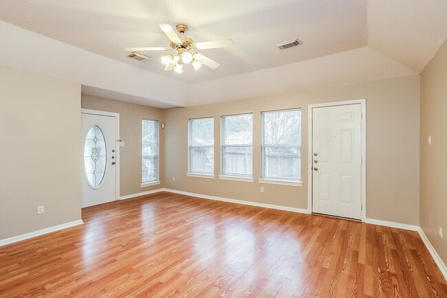 22946 Sugar Bear Dr