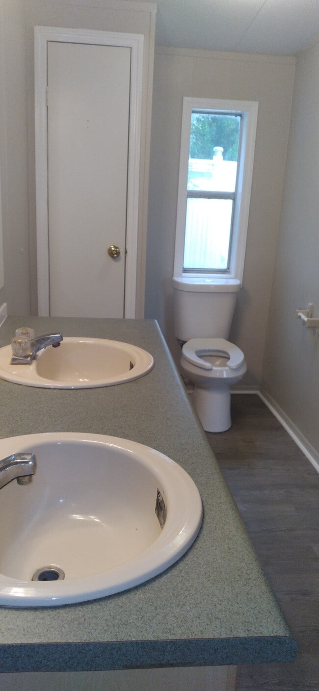 Photo - 77017 Deer Ln