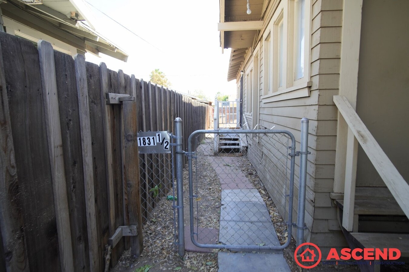 Photo - 1831 Maple Ave Unit 1831 1/2 Maple Ave