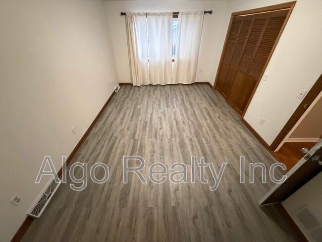 Photo - 8125 Georgia Ct N