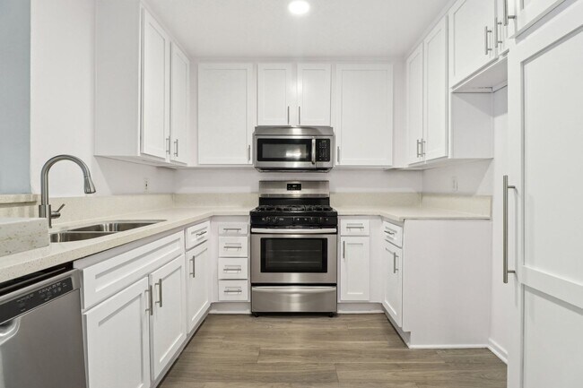 Photo - 14056 Valleyheart