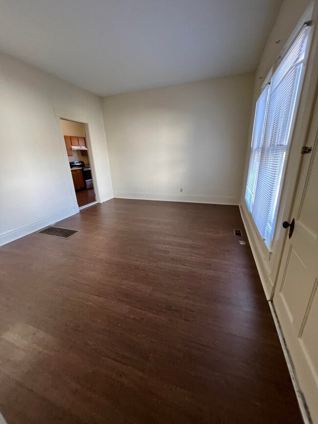 Photo - 311 N Hamilton St Unit B