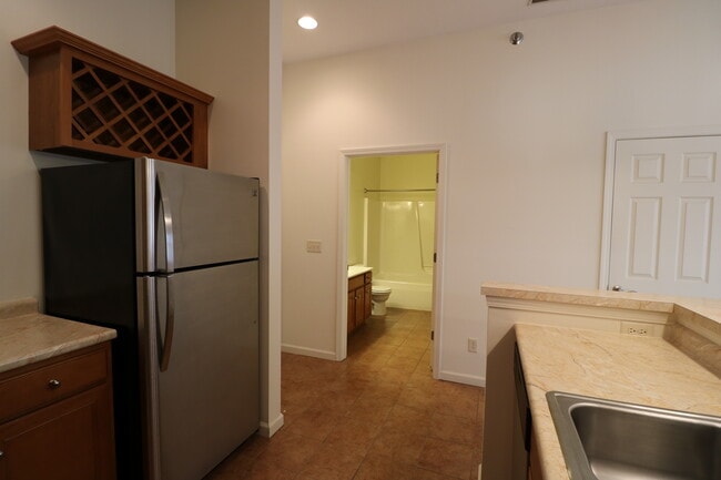 Photo - Hillside Crossing