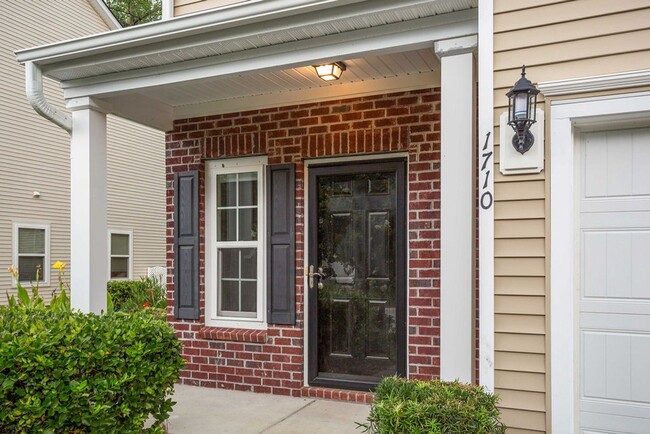 Photo - Three Bedroom Townhouse in Carolina Bay