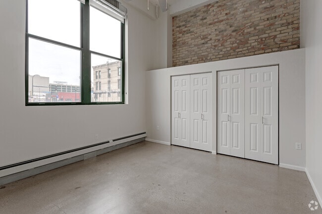 1BR, 1BA - Hiawatha