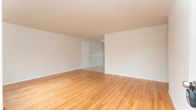 Photo - 16321 127th Pl SE