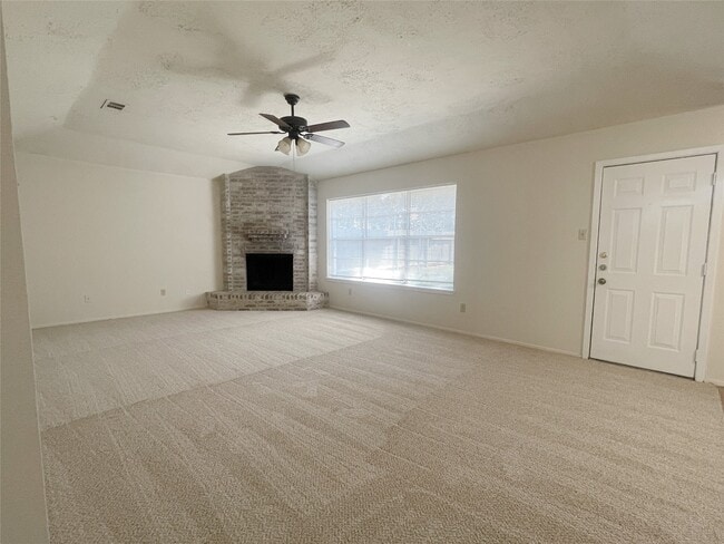Photo - 19010 Kemble Rd