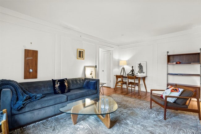 Photo - 412 Munro Ave Unit 3F