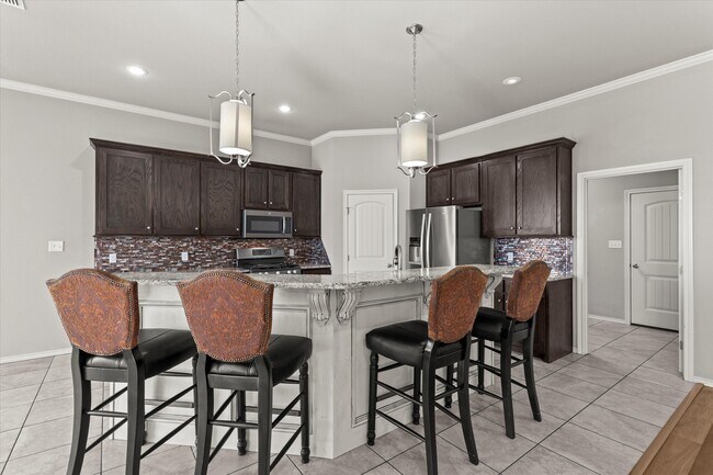 Photo - 9616 Kline Ave