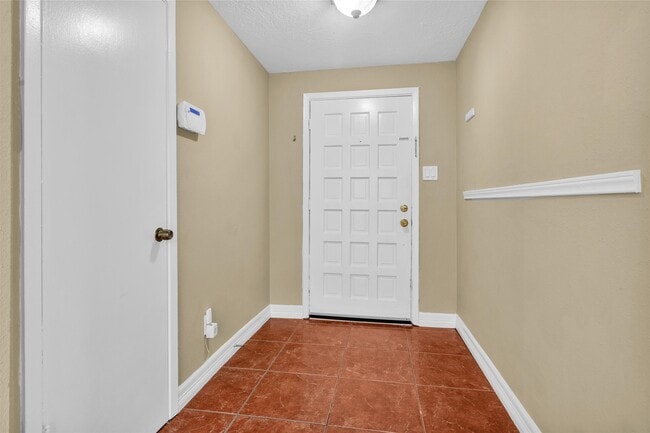 Photo - 13818 Clark Towne Ln