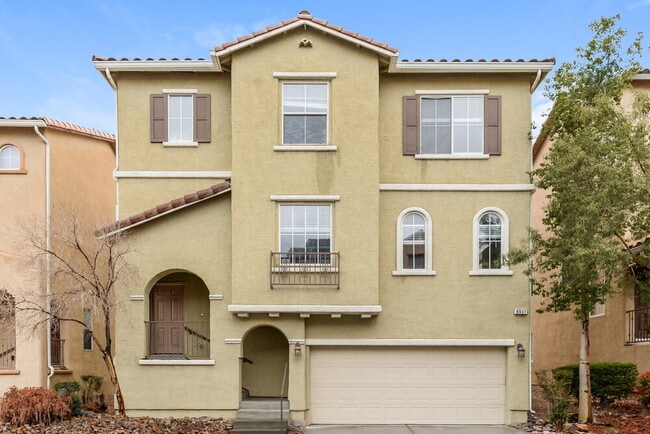Building Photo - 8937 Brian Christopher Ave