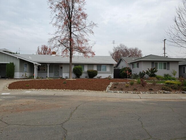Photo - 6929 McQuillan Cir