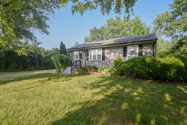 Photo - 2939 N Butrick St