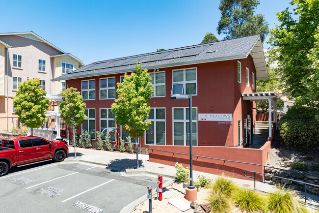 Building Photo - The Meadows at Fountaingrove Rental