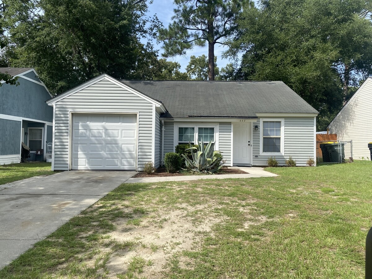 Photo - 222 Forest Ridge Dr