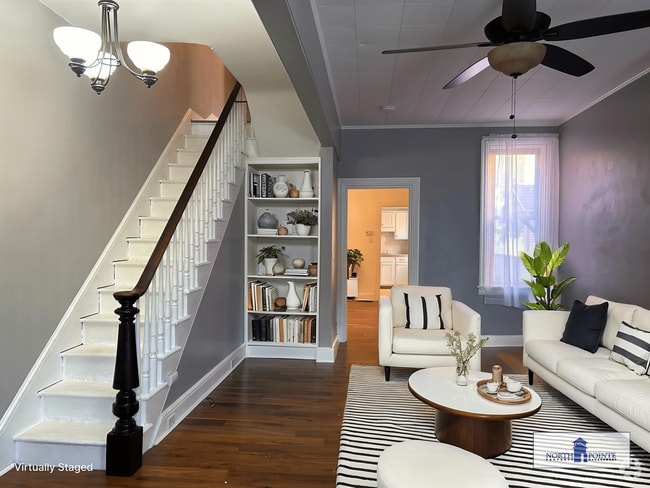Building Photo - Beautiful 3 Bedroom, 1.5 Bath - 2 Car Deta... Rental