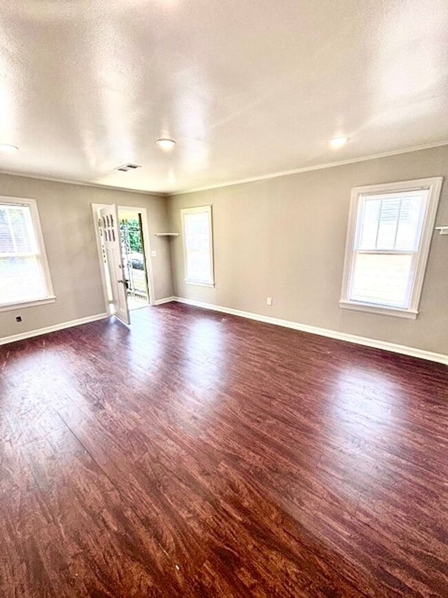 1305 Turner- Move in Ready AND 1/2 OFF FIR... - 1305 Turner- Move in Ready AND 1/2 OFF FIR... House