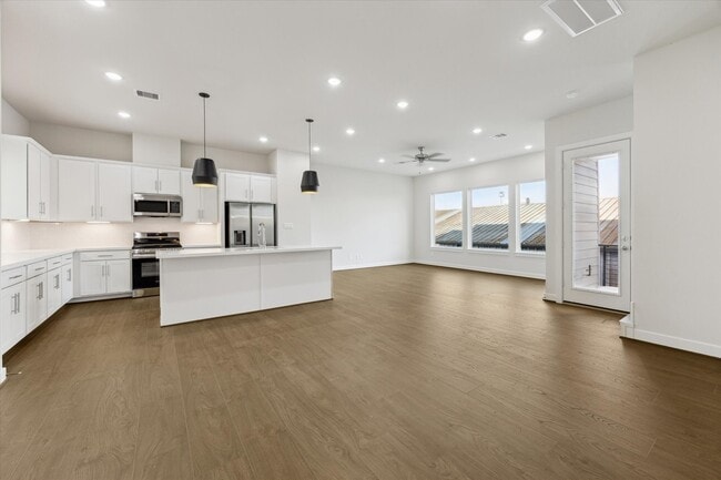 Photo - 412 N Stiles St